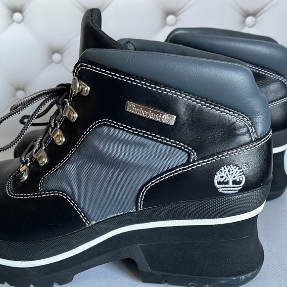 Timberland Women’s Genuine Leather Boots Size 10 Logo Color Black/Gray - Picture 7 of 8